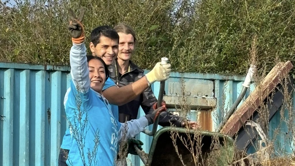 0c68aa79-1f06-48cf-8ca4-ef5cbb17b3d9