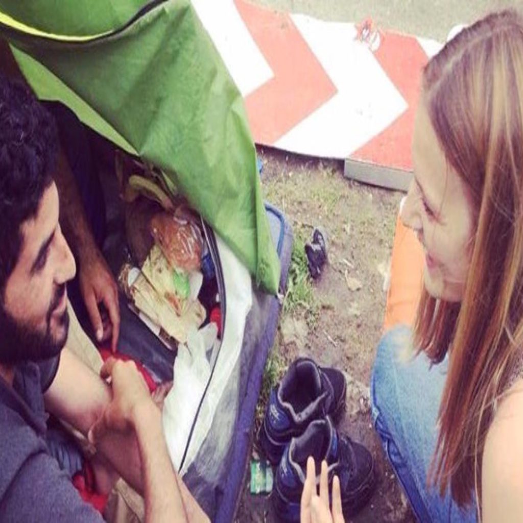 HELP FOREIGNERS FIND WORK IN FRANCE Serve the City Paris